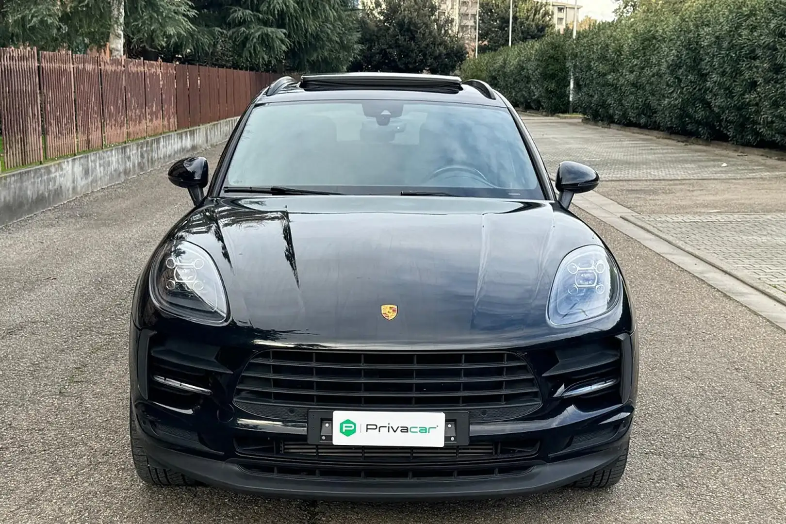 Porsche Macan 2.0 Negru - 2