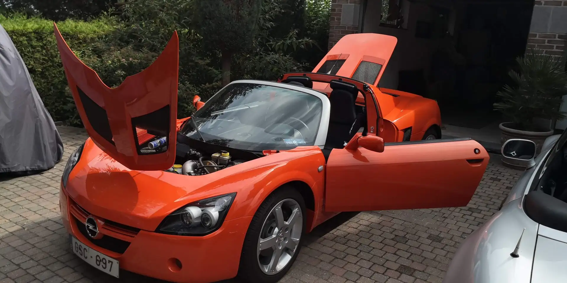 Opel Speedster 2.2i 16V - 1