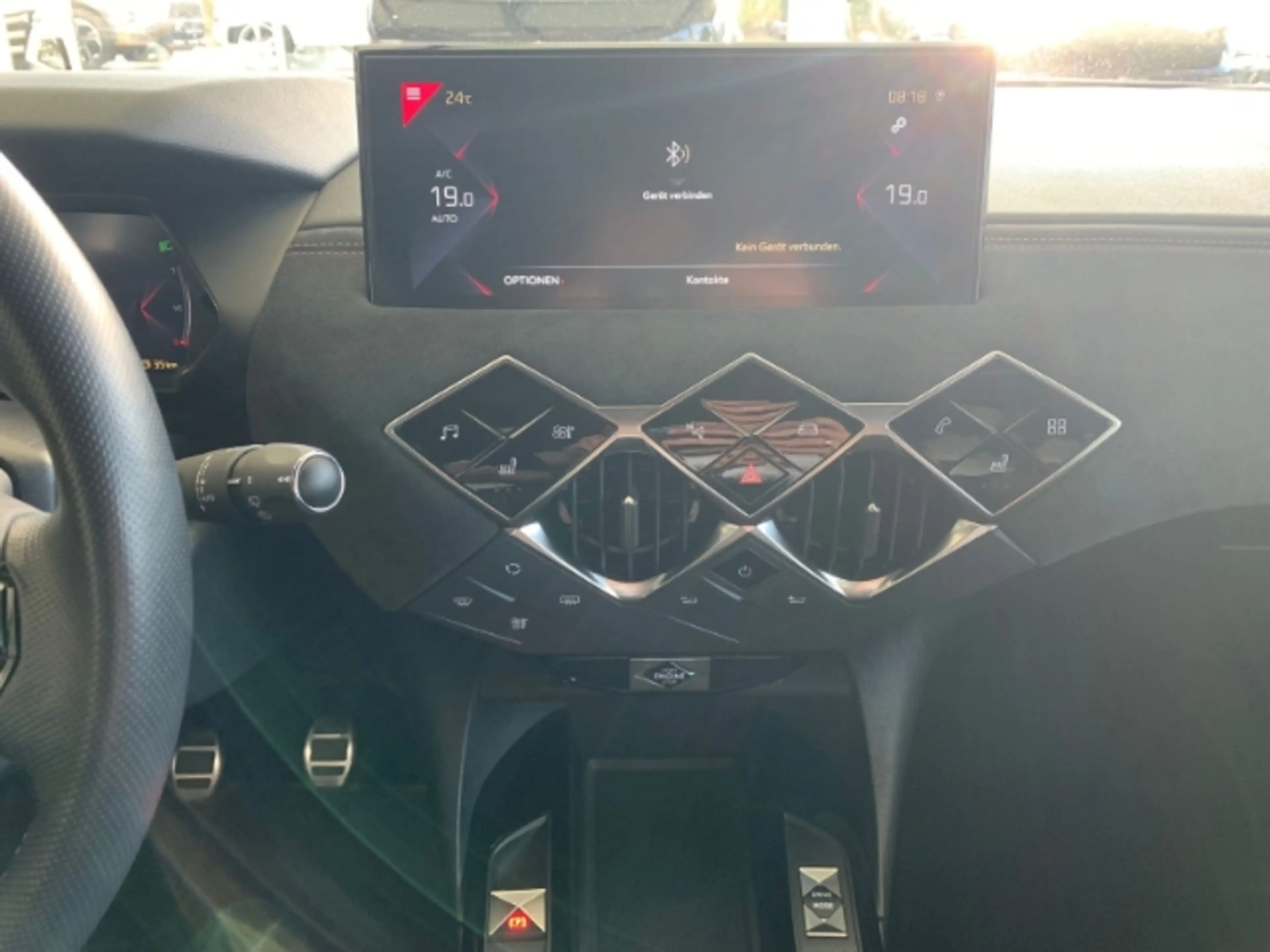DS Automobiles DS 3 Crossback Performance Line Navi Klimaautom DAB SHZ — photo 13