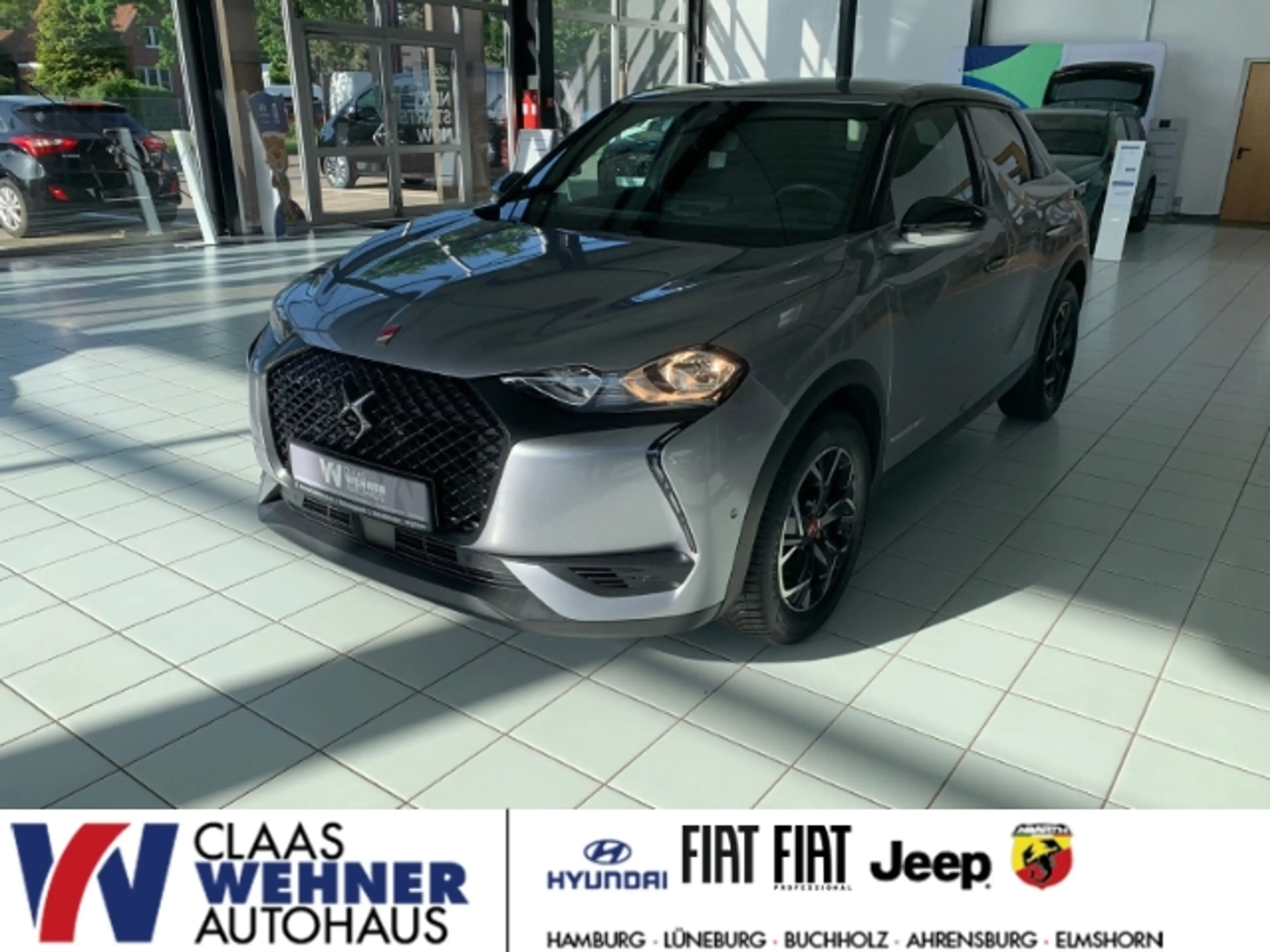 DS Automobiles DS 3 Crossback Performance Line Navi Klimaautom DAB SHZ