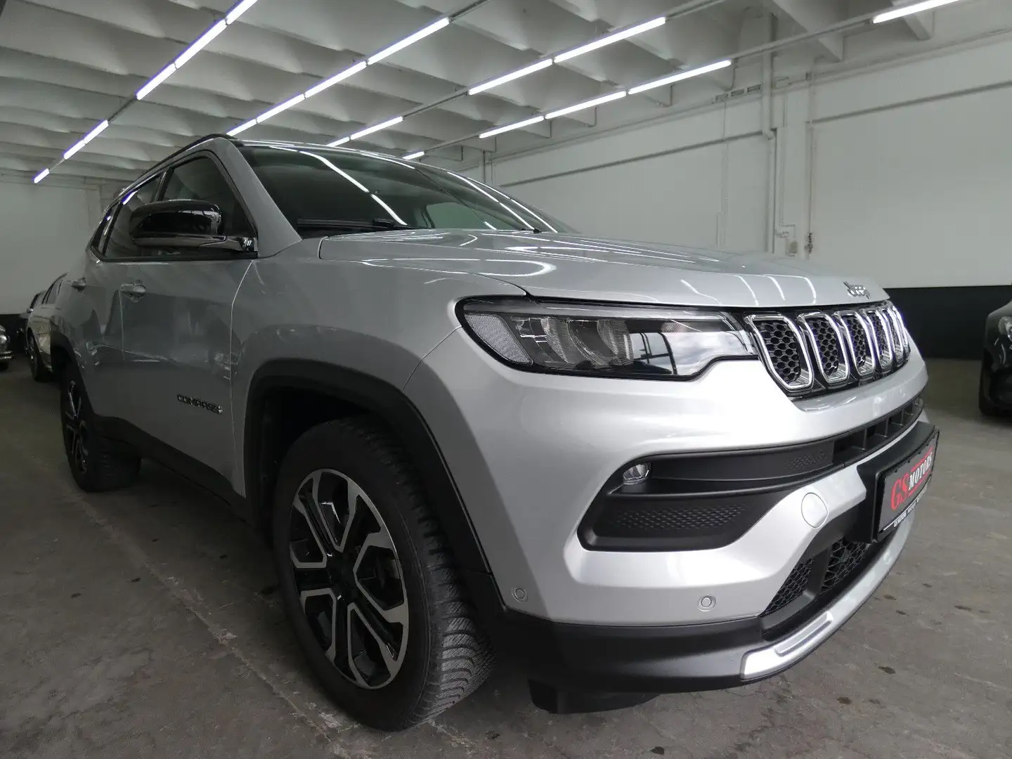 Jeep Compass 1.3 GSE LIMITED*UCONNECT*LED*NAVI* Plateado - 1