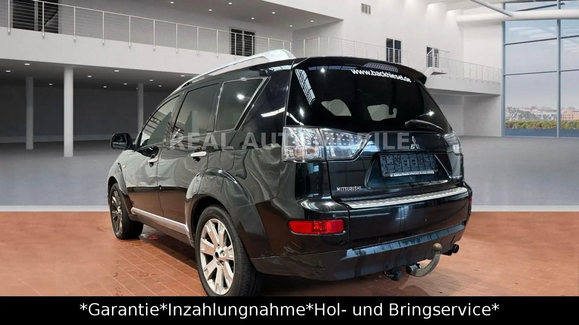 Mitsubishi Outlander 2.0 DI-D Instyle - 7 SITZE *1.HAND*SH* Schwarz - 2