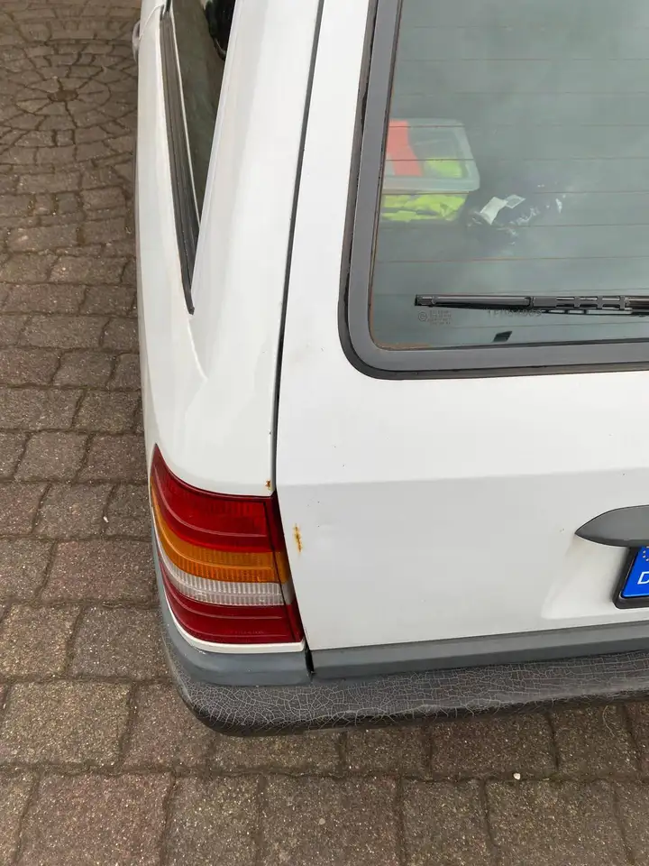 Mercedes-Benz E 200 200 T, foto 8