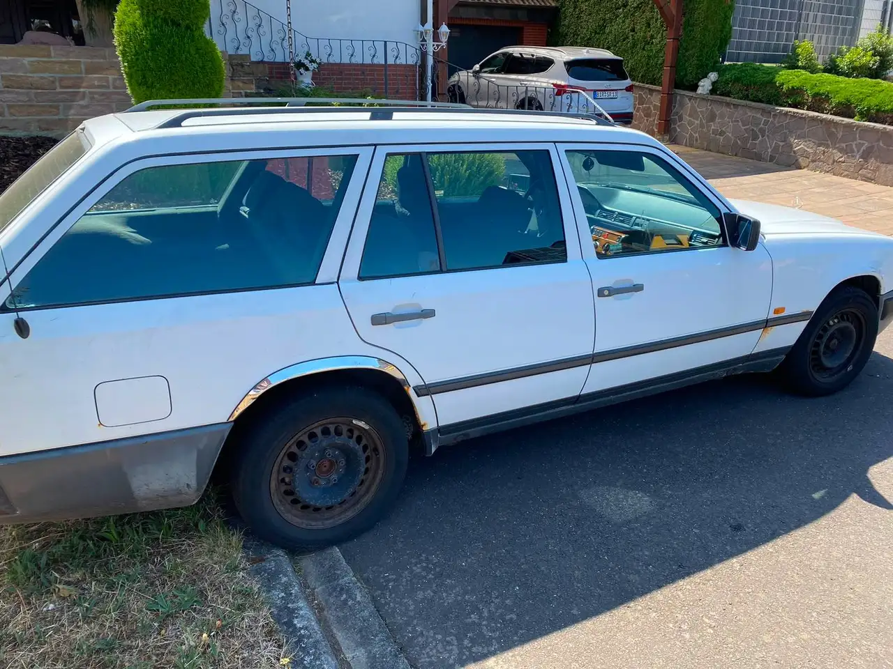 Mercedes-Benz E 200 200 T, foto 3