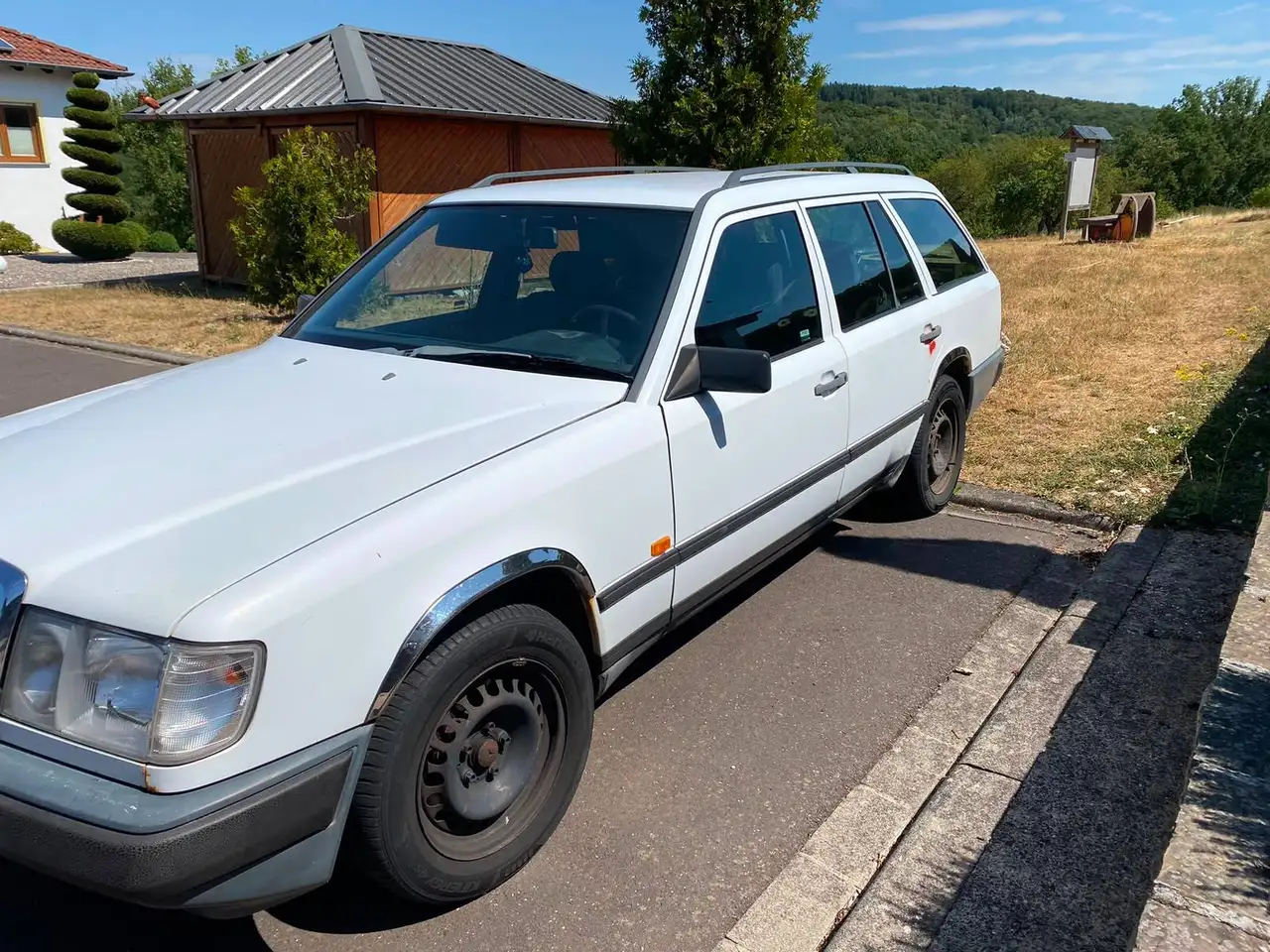 Mercedes-Benz E 200 200 T, foto 2