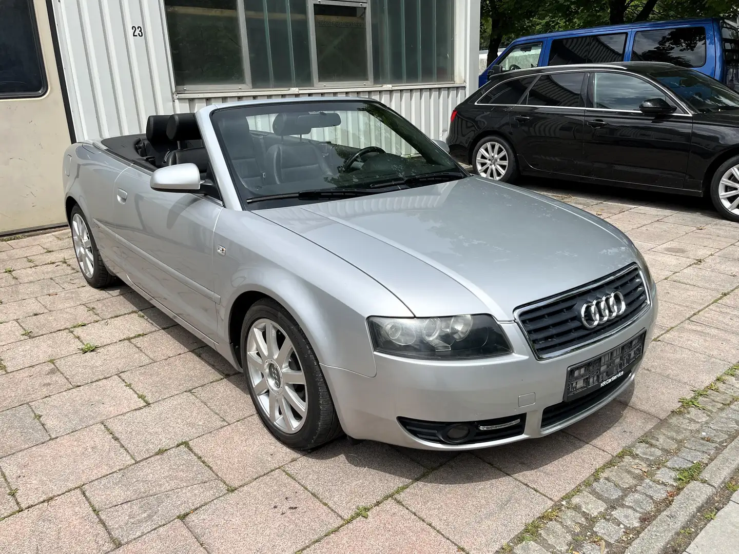 Audi A4 2.5 TDI Silber - 1