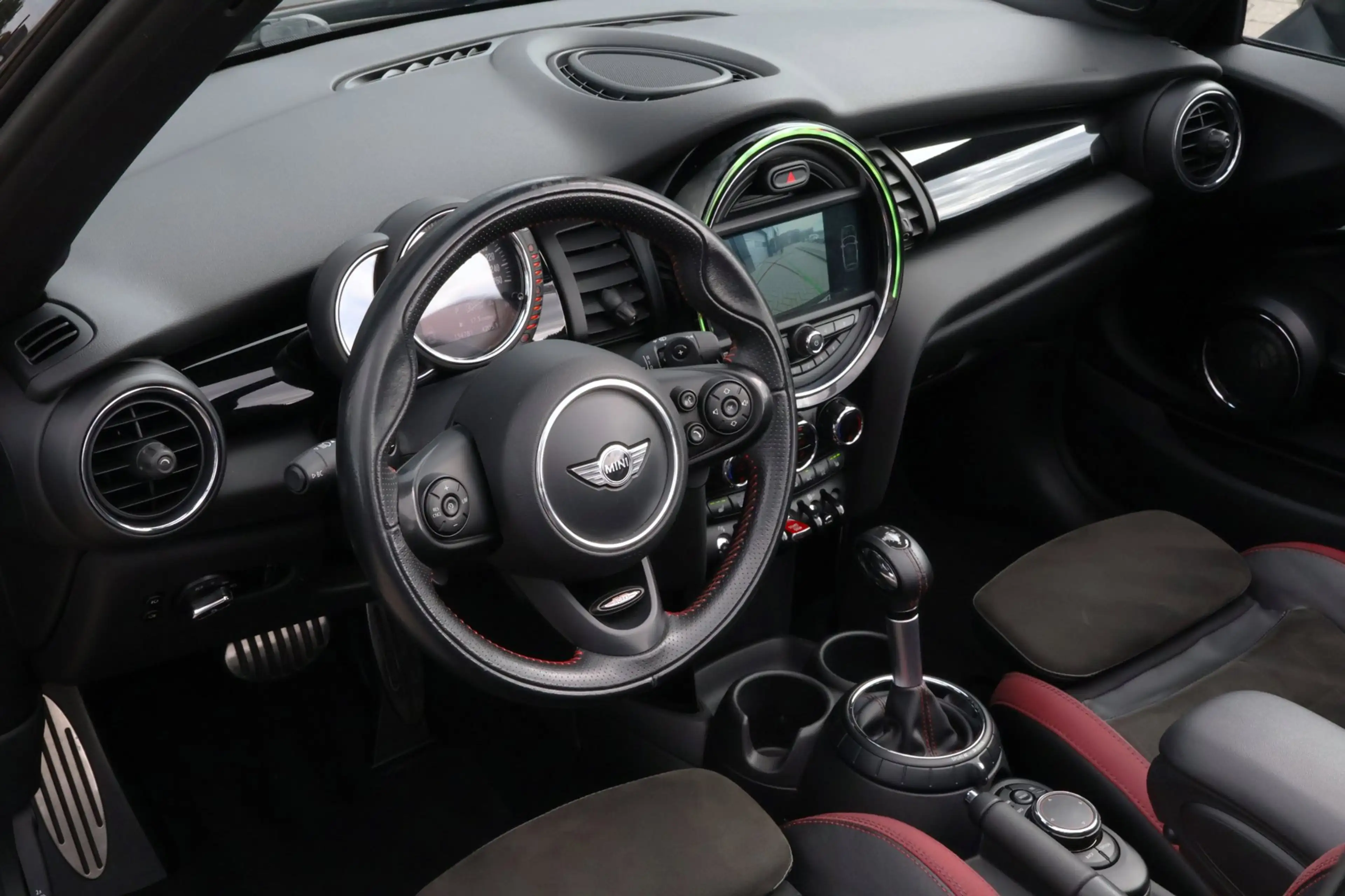 MINI John Cooper Works Cabrio 2.0 S|JCW|Harman/Kardon|Camera|JCW STOELEN! — photo 2