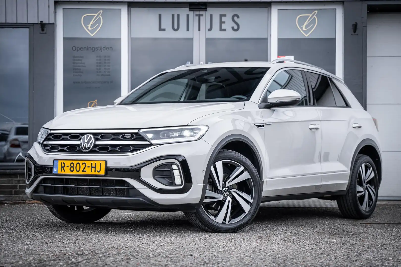 Volkswagen T-Roc 1.5 TSI DSG-7 R-Line I Stoel&Stuurverw. I Camera I Grijs - 1