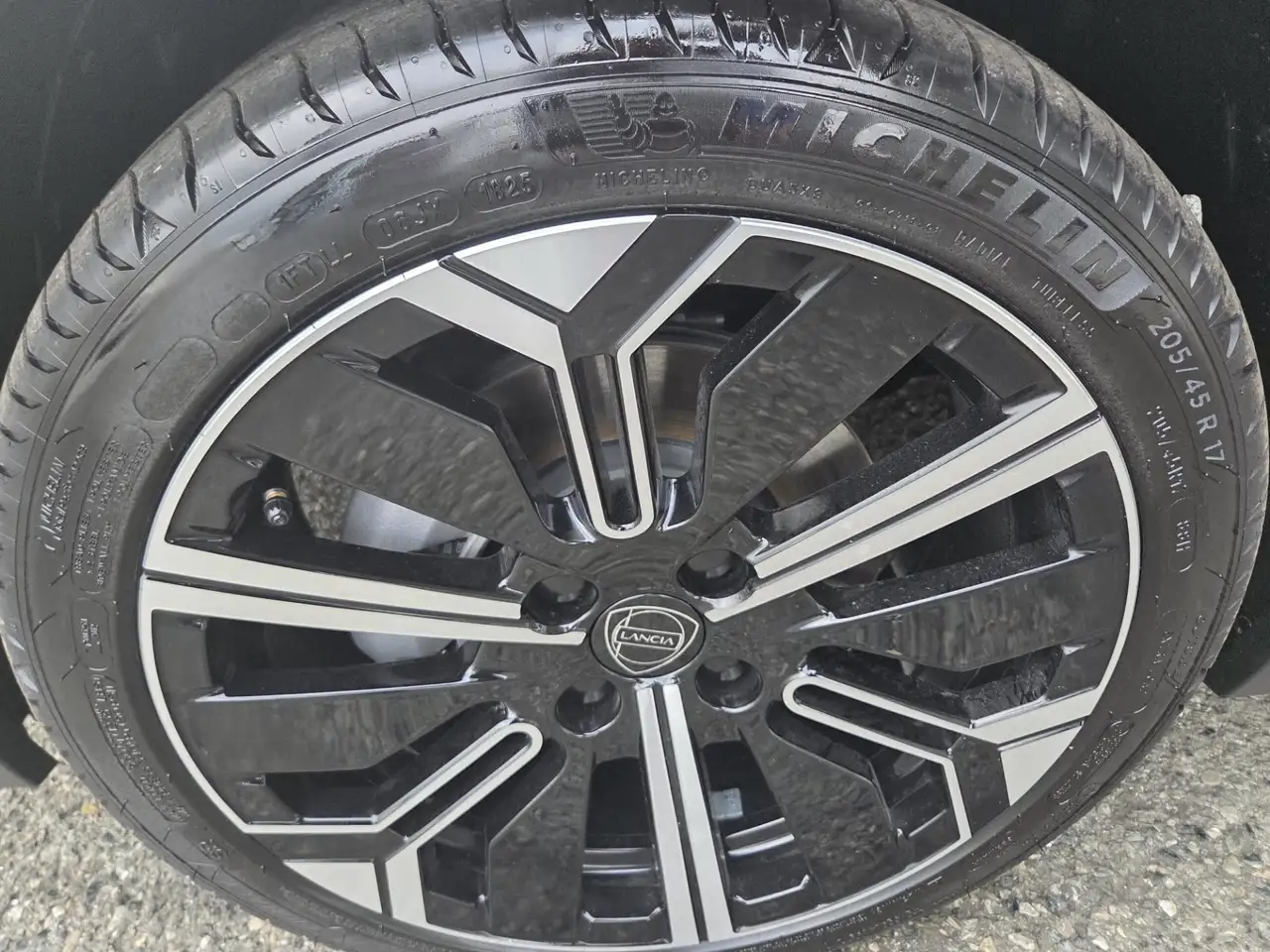 Lancia Ypsilon KM/0 HYBRID AUTOM. NESSUN OBBLIGO FINANZIARIO 16