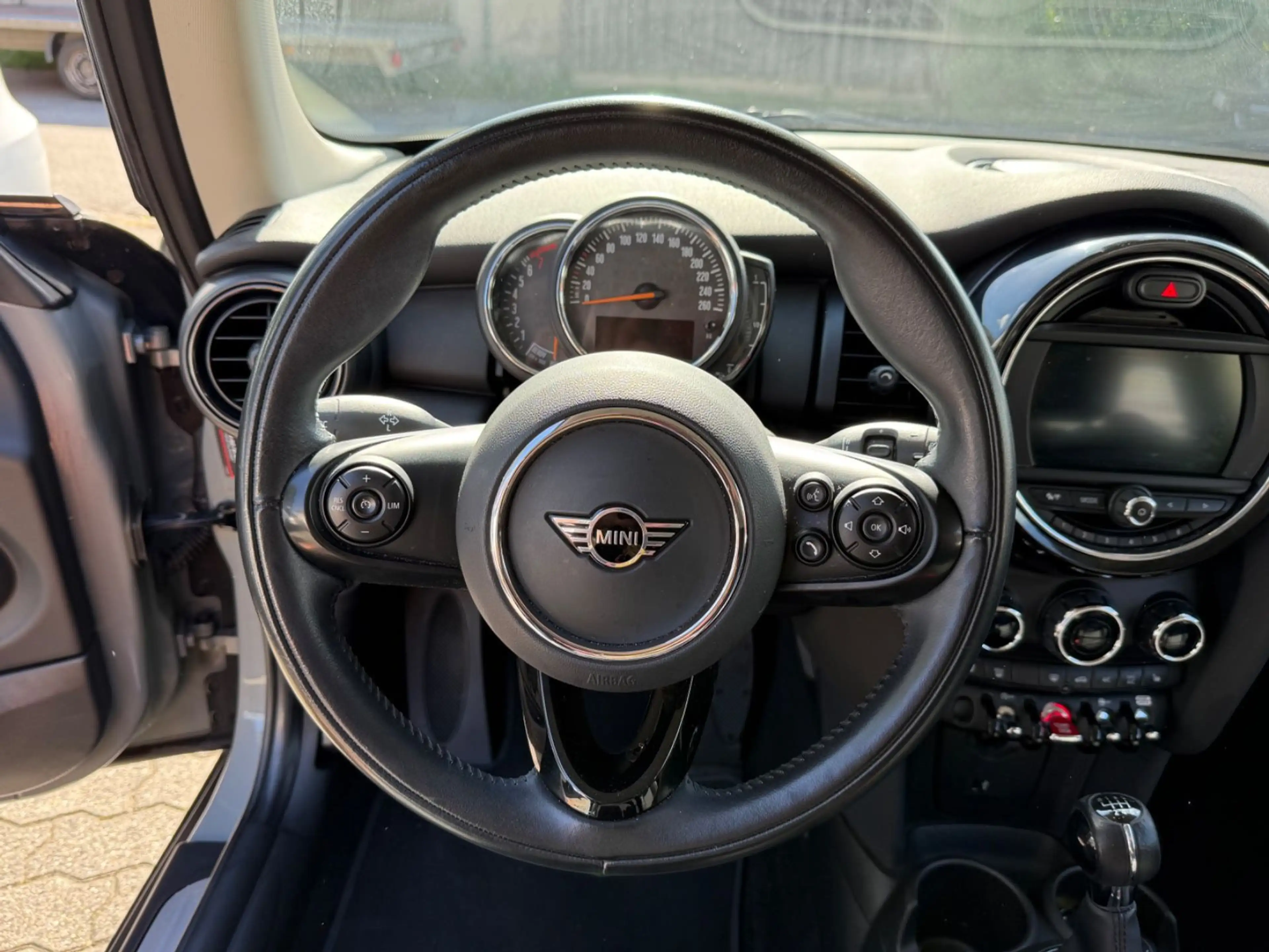 MINI One MINI *SEHR GEPFLEGT*8FACH*LEDER*LED* — photo 15