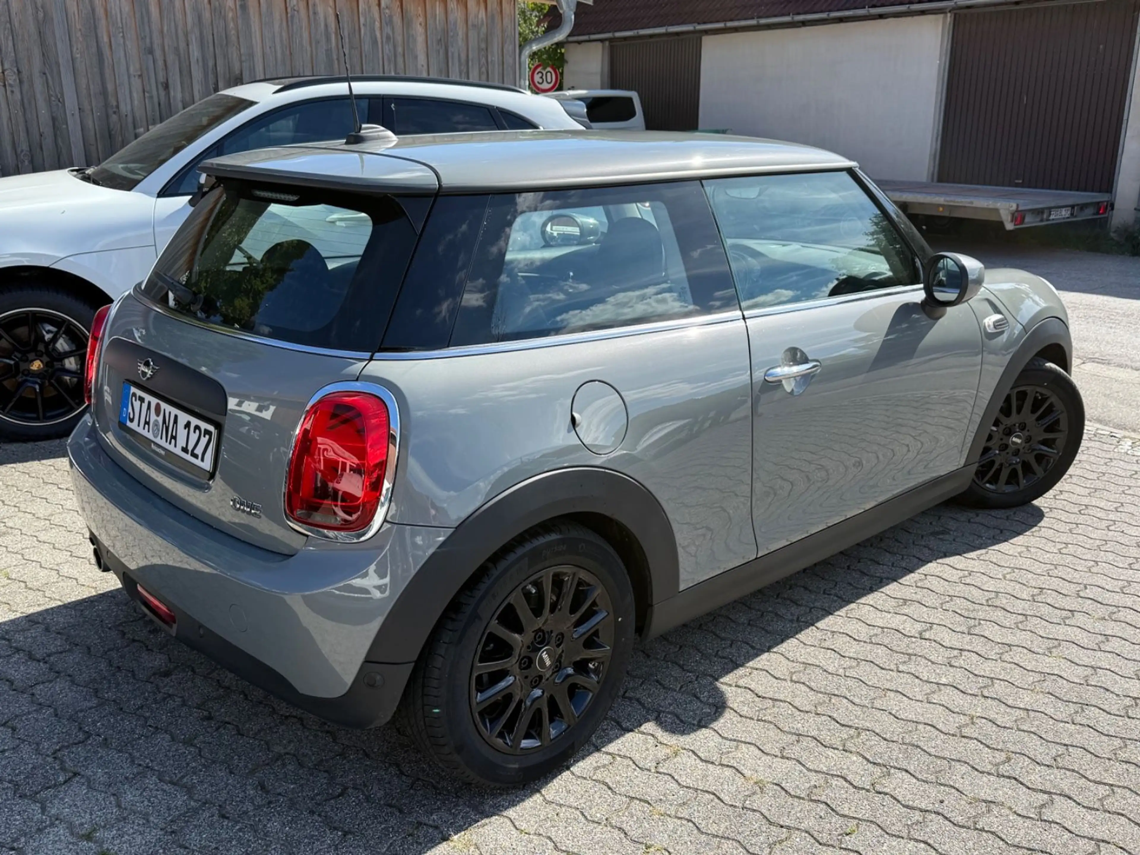 MINI One MINI *SEHR GEPFLEGT*8FACH*LEDER*LED* — photo 4