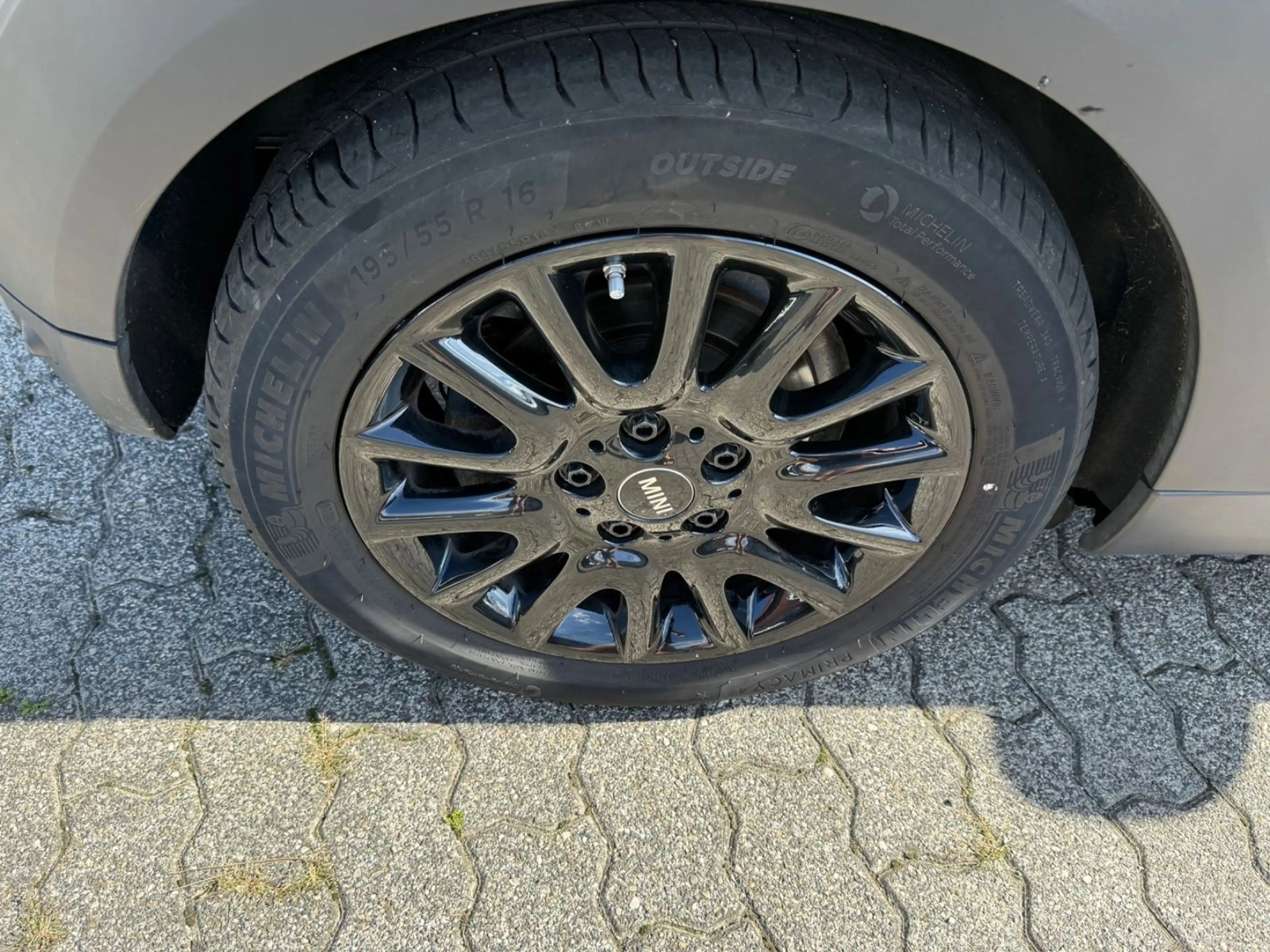 MINI One MINI *SEHR GEPFLEGT*8FACH*LEDER*LED* — photo 10