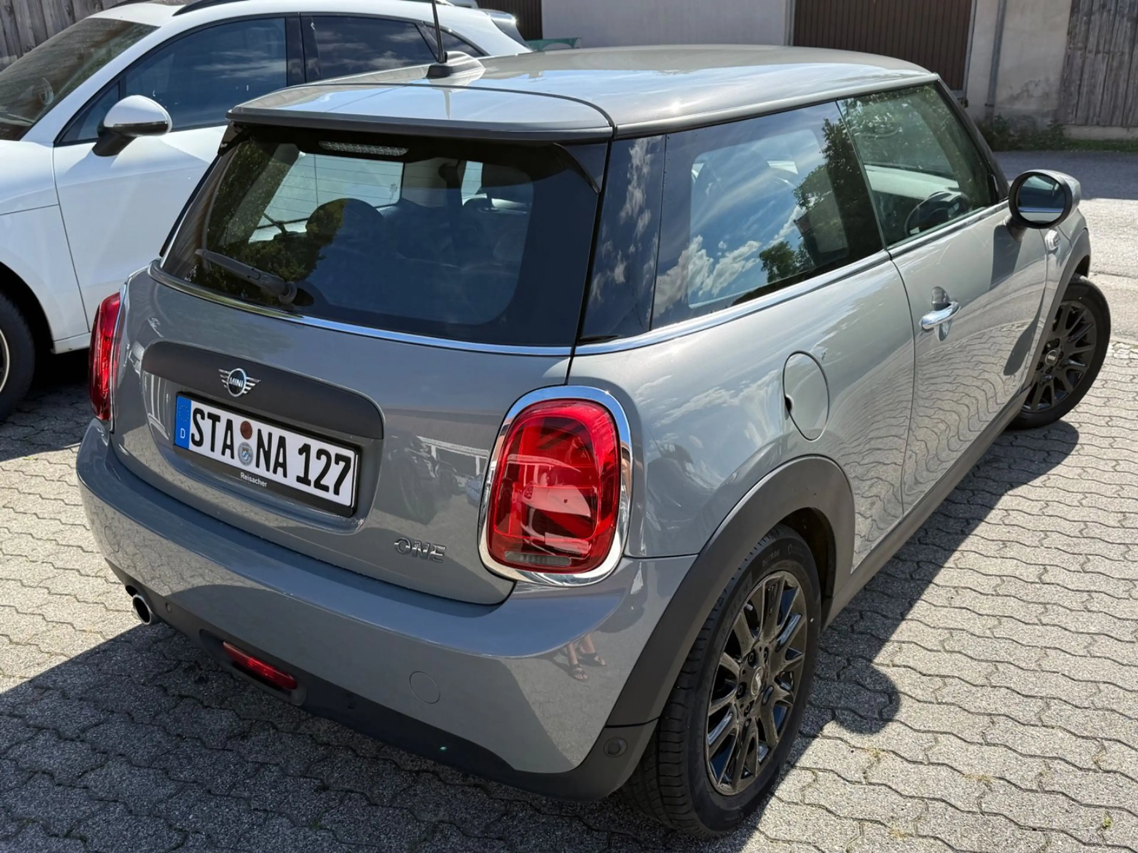 MINI One MINI *SEHR GEPFLEGT*8FACH*LEDER*LED* — photo 5