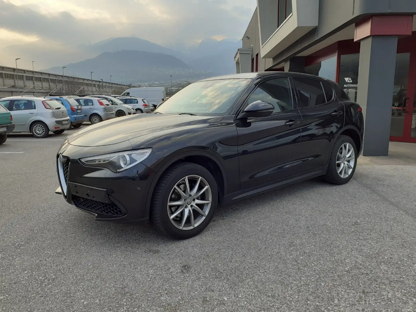 Alfa Romeo Stelvio 2.0 Turbo 280CV AT8 Q4 Executive Nero - 2