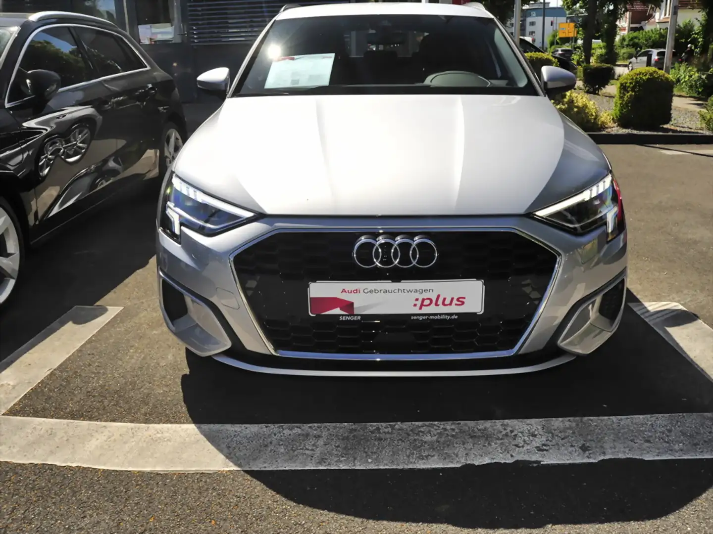 Audi A3 advanced 30 TDI ACC Business Navi Zilver - 2