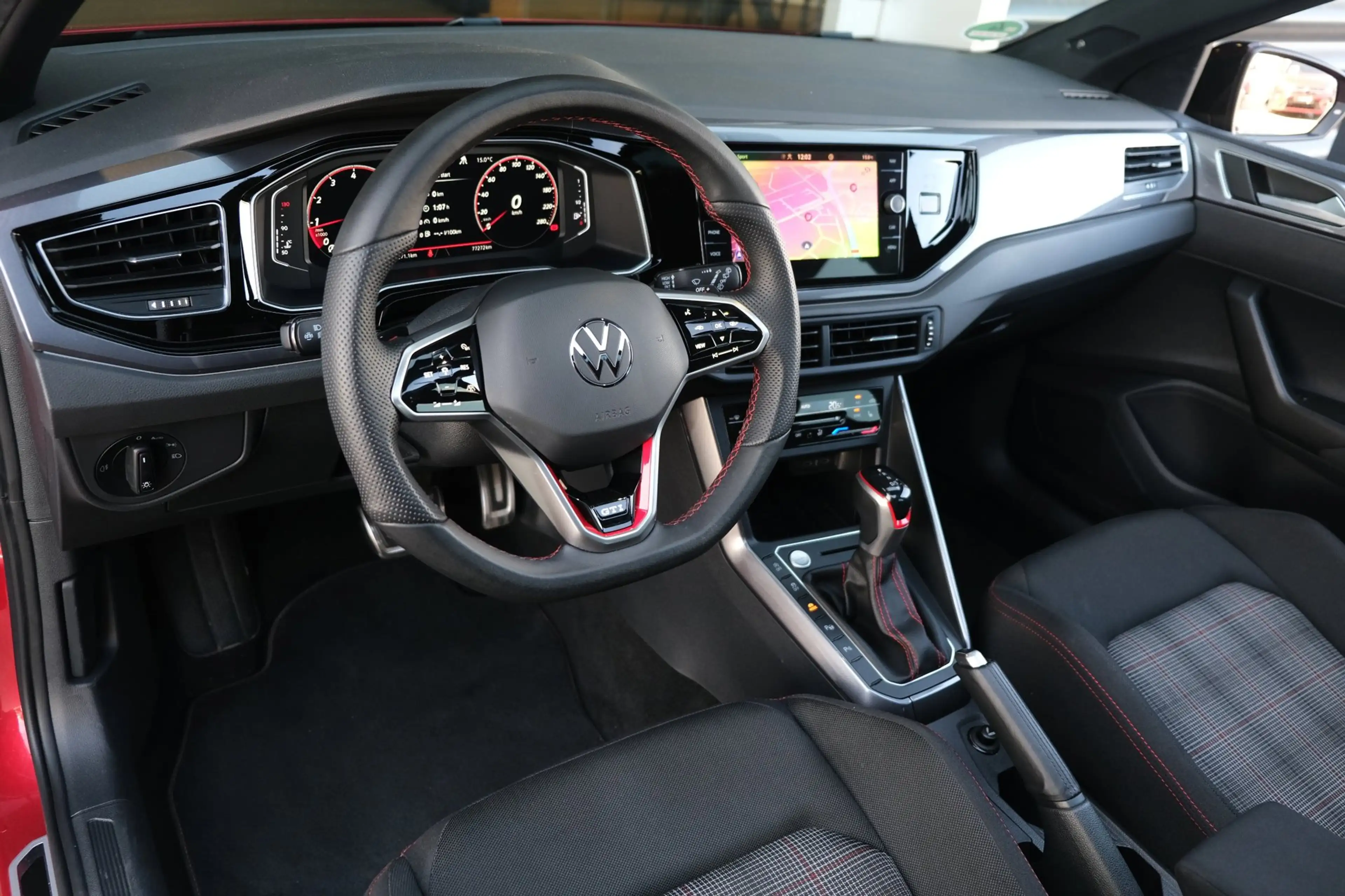 Volkswagen Polo GTI 2.0 TSI 207PK DSG Facelift Pano IQ Matrix Cam Navi — photo 3