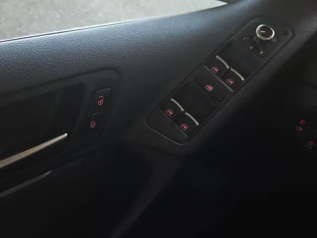 Volkswagen Tiguan view 14