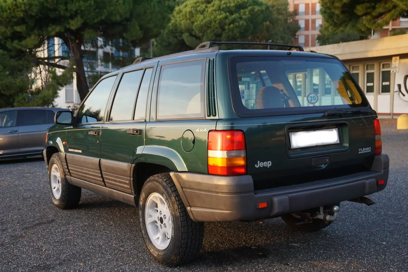 Jeep Grand Cherokee 2.5 td Laredo - 2