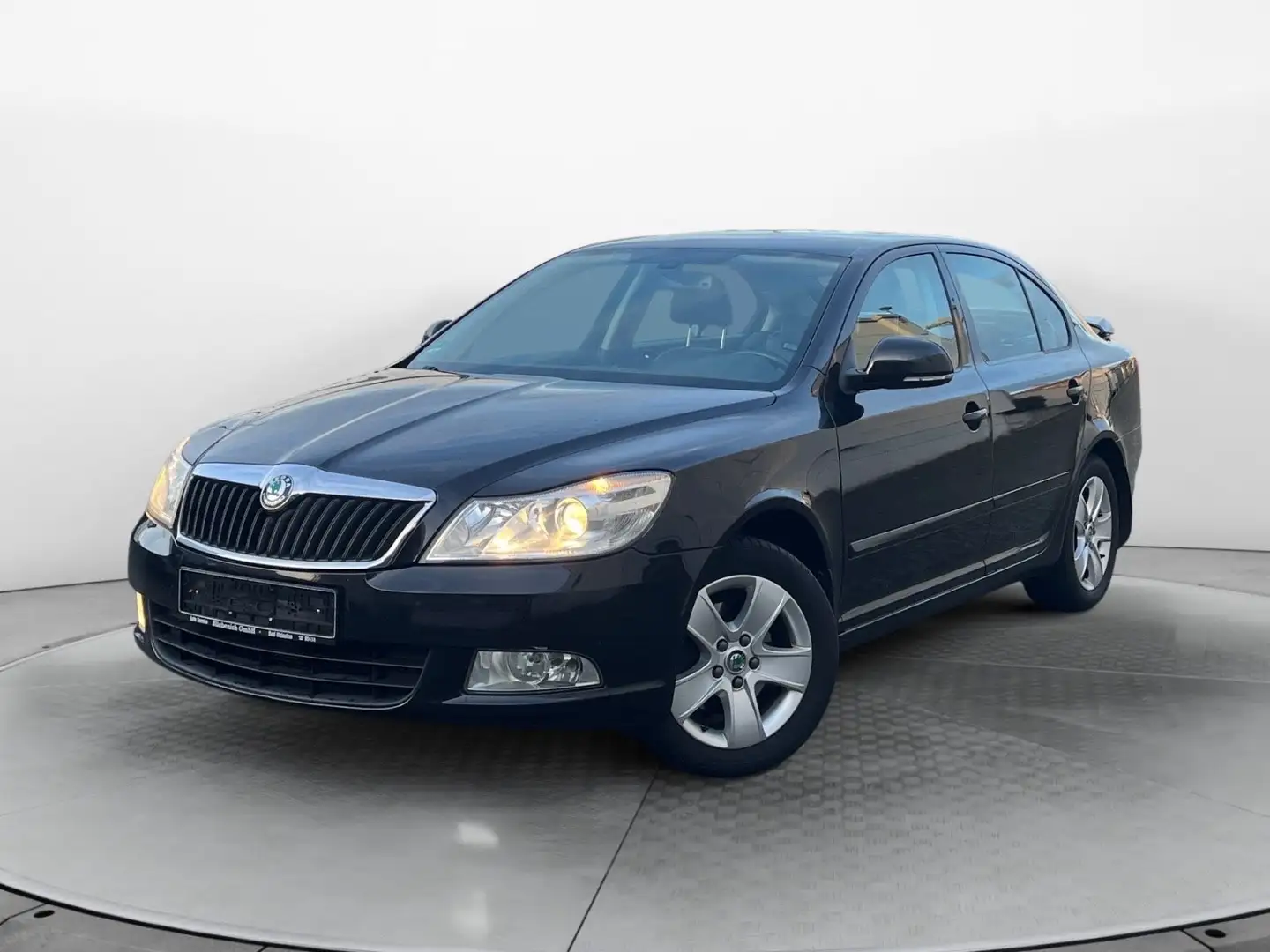 Skoda Octavia 1.8 TSI Lim. Elegance SZHG*PDC* Schwarz - 1