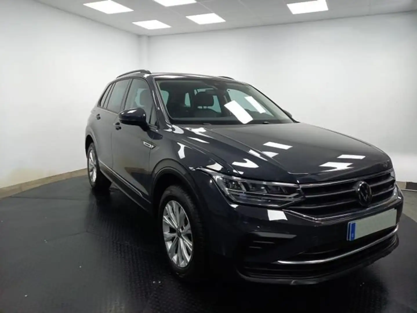 Volkswagen Tiguan SUV 1.4 eHybrid 245 DSG6 Life Business Gris - 2