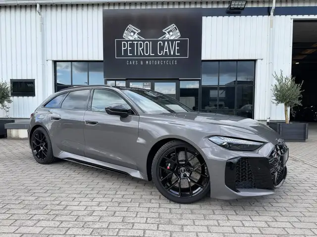 Audi RS5 RS 5 Avant 2.9 TFSI Quattro PHEV tiptronic (470 kW) - 285km/u - Pano - B&O - LED - 21'' - Sportplus zetels