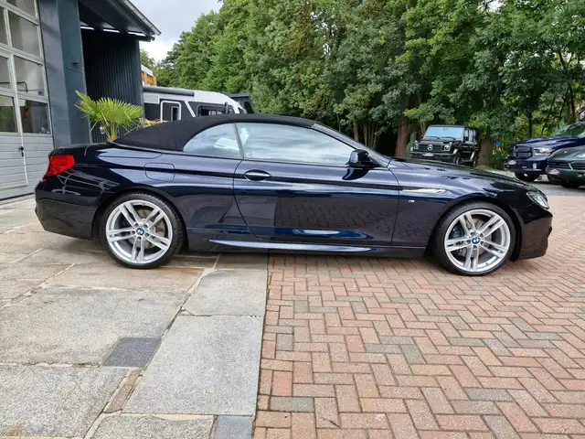 BMW 6 Series view 4