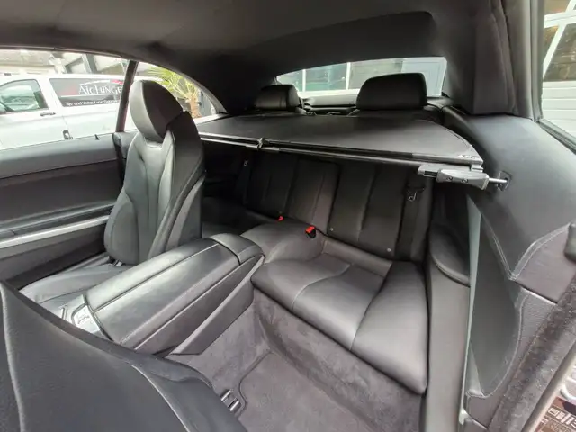BMW 6 Series view 15