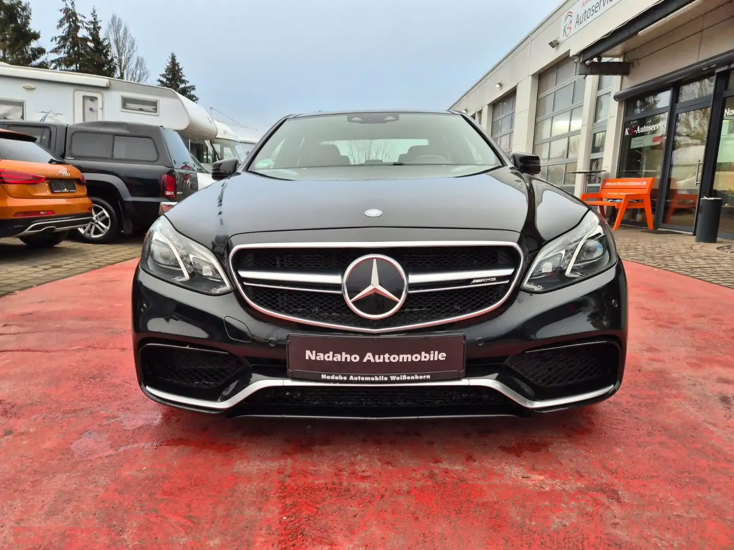 Mercedes-Benz E 63 AMG Lim. E 63 AMG 4Matic Leder/Panorama/Kam/LED Noir - 2
