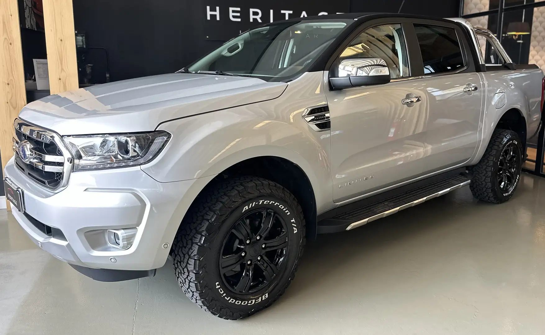 Ford Ranger 2.0 ecoblue double cab Limited 170cv auto piu iva Argento - 2