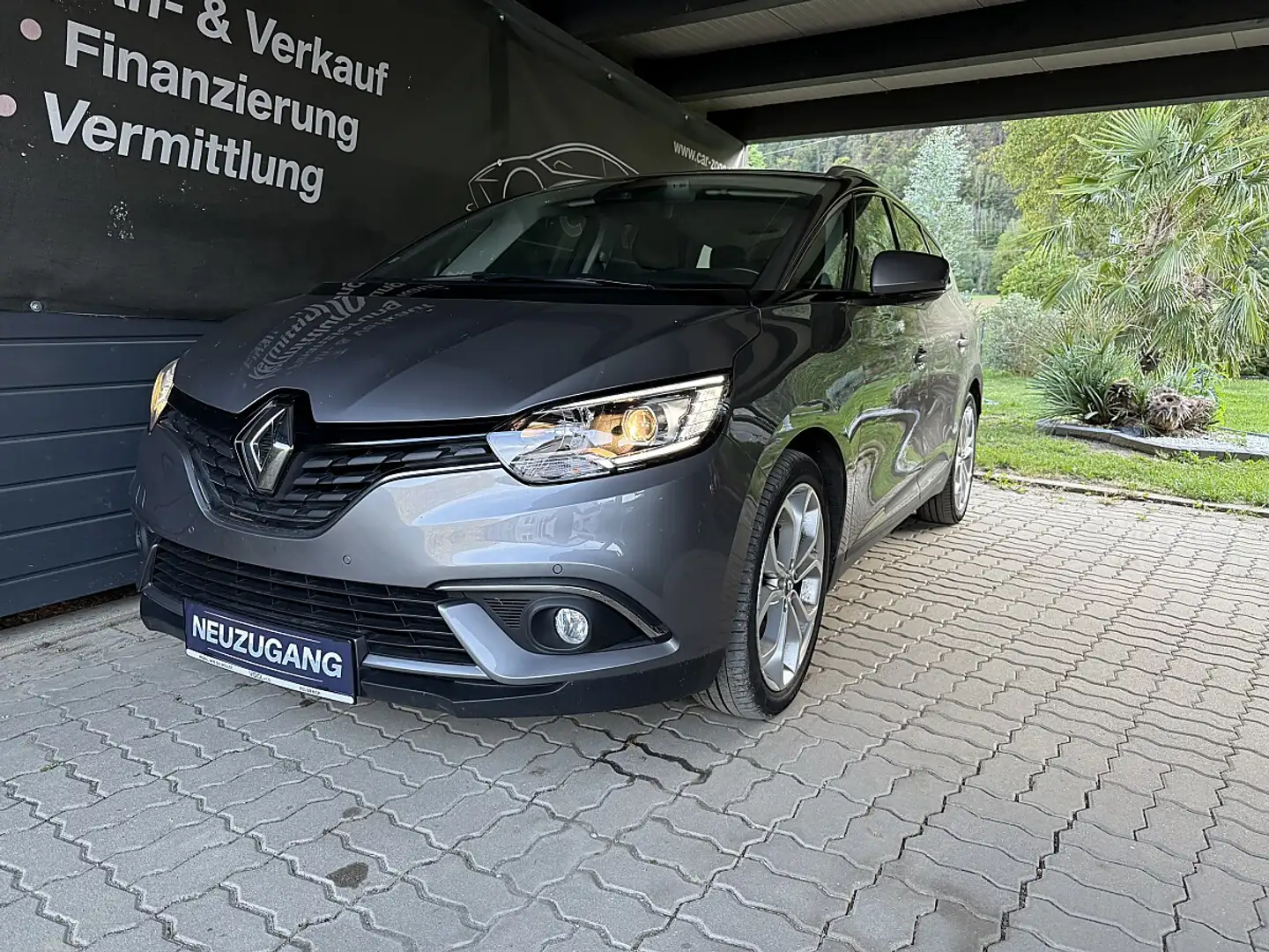 Renault Grand Scenic IV 1.5 dCi 110 Energy Intens *PDC*Spurhalteassi... Grau - 1