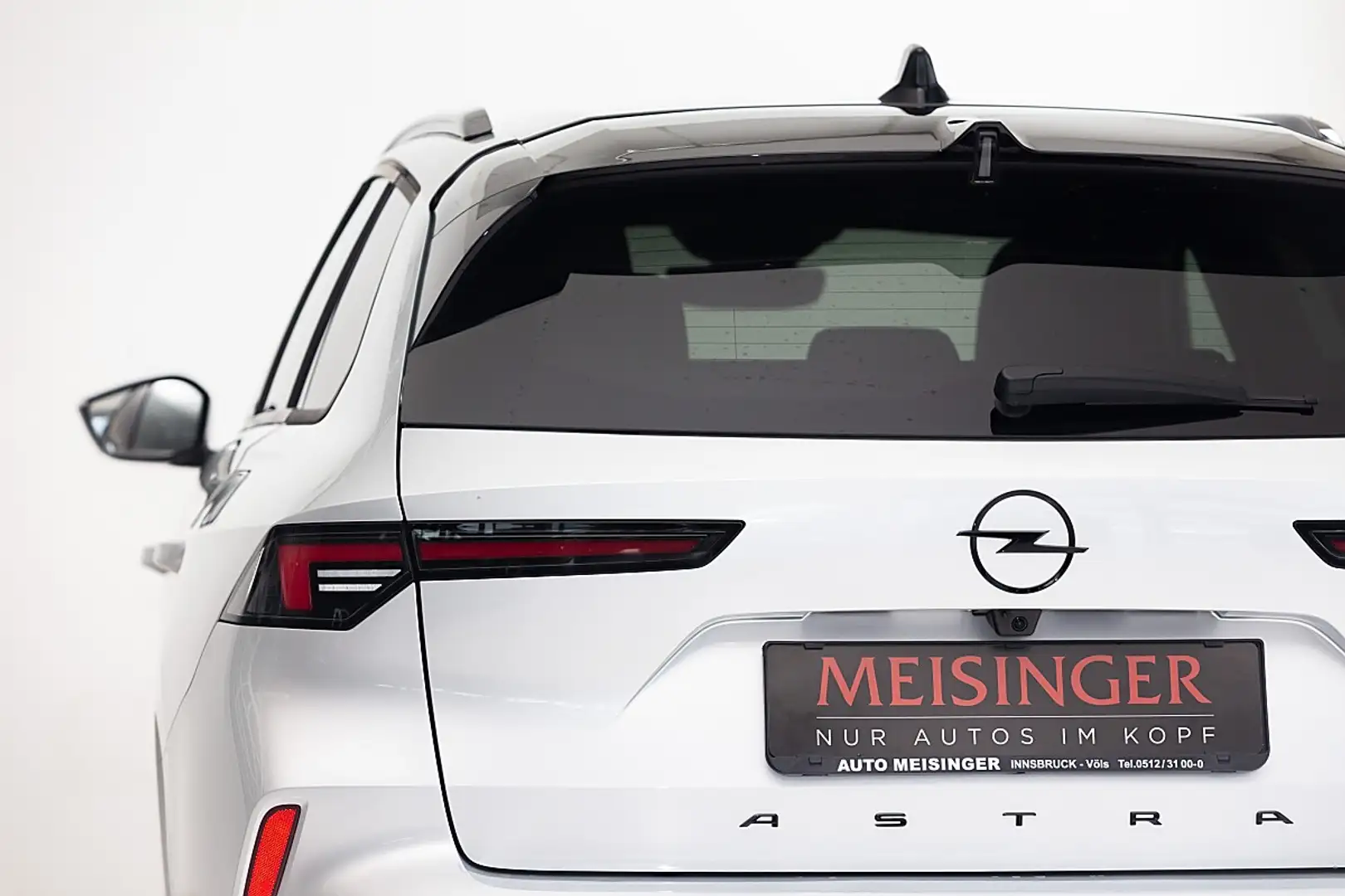 Opel Astra ST 1,5 CDTI GS Aut. Grau - 2