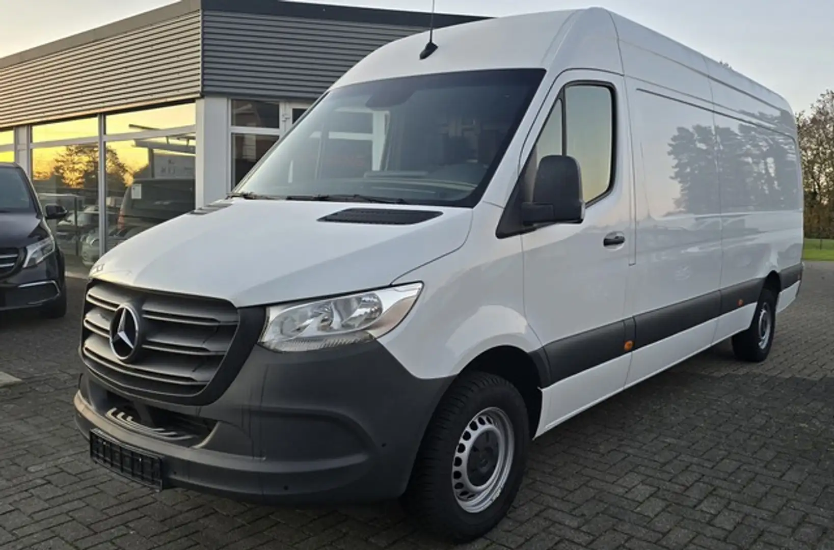 Mercedes-Benz Sprinter 317 CDI L3 NAVI+MBUX 7-Zoll+PDC+Kamera Blanc - 1