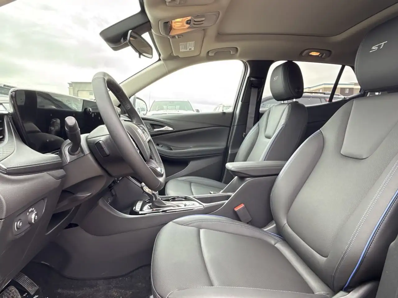 Buick Encore снимка Buick Encore