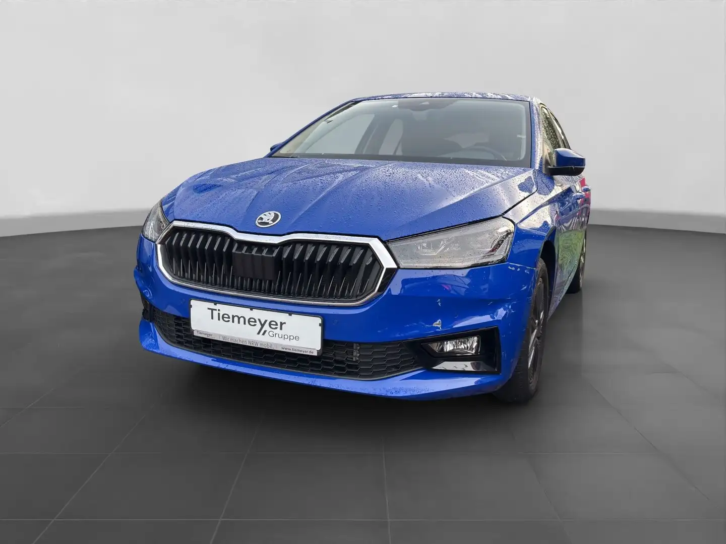 Skoda Fabia 1.0 TSI TOUR LM16 KAMERA LED WINTER+ Blau - 2