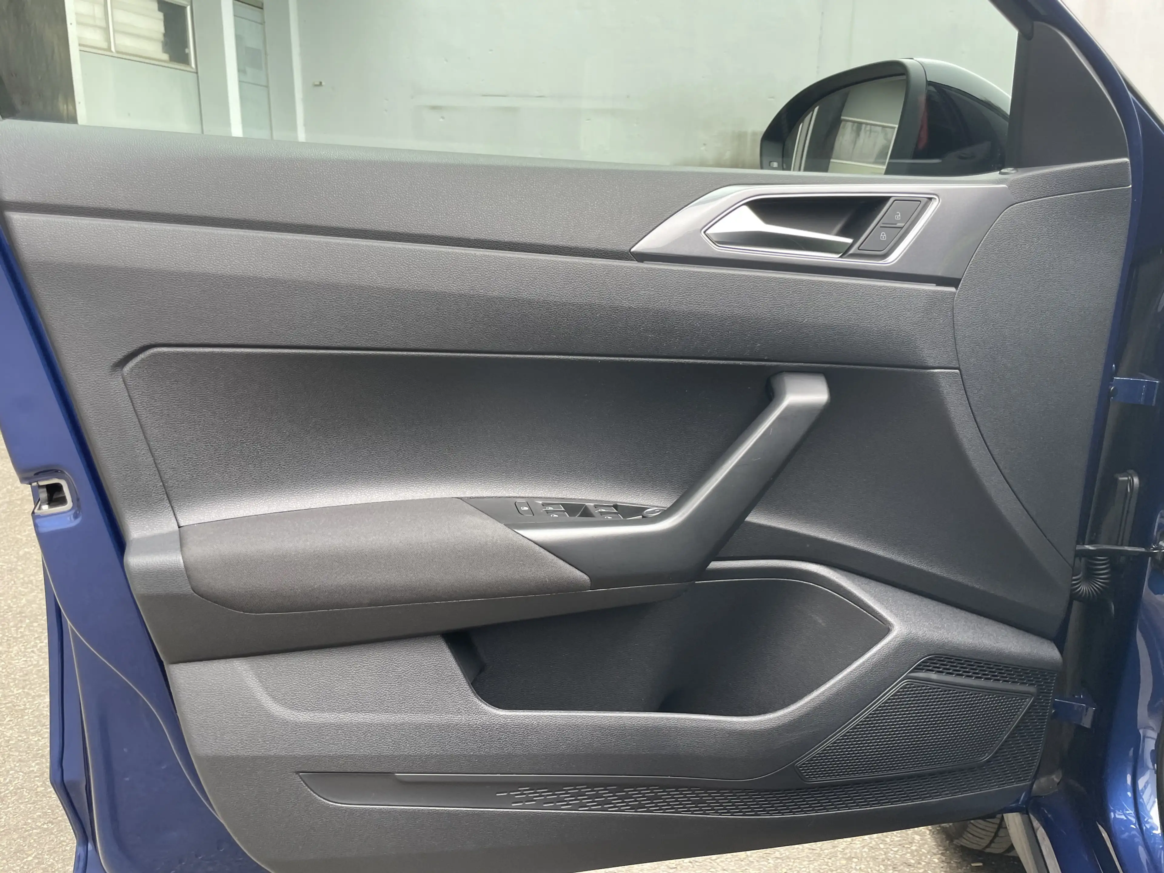 Volkswagen Taigo Style ACC LED Virtual-Cockpit Kamera AHK — photo 11