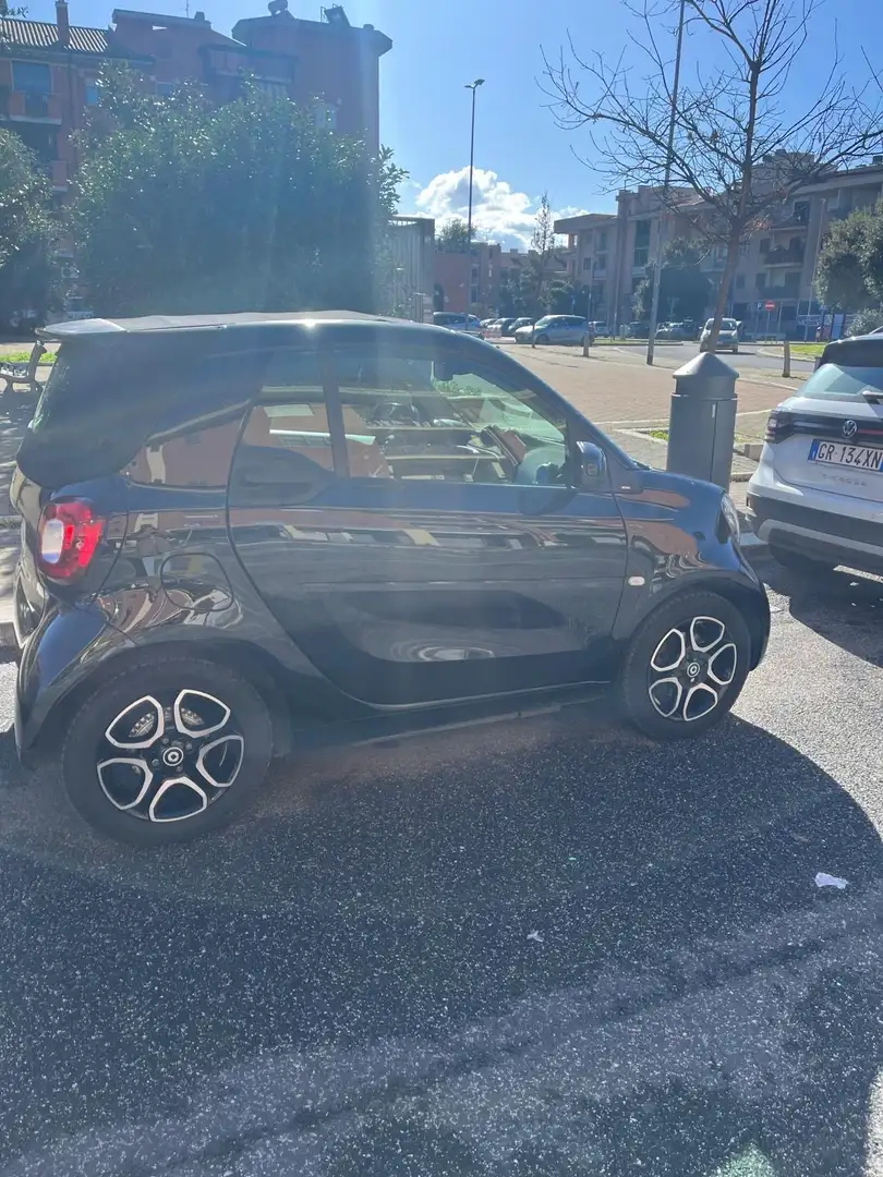 smart city-coupé/city-cabrio Smart Fortwo 90 0.9 TWINAMIC CABRIO Černá - 2
