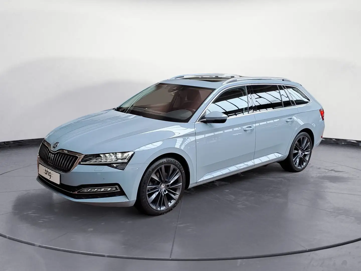 Skoda Superb Combi Style 2.0 TDI DSG *PANO*ACC*NAVI* Grau - 2