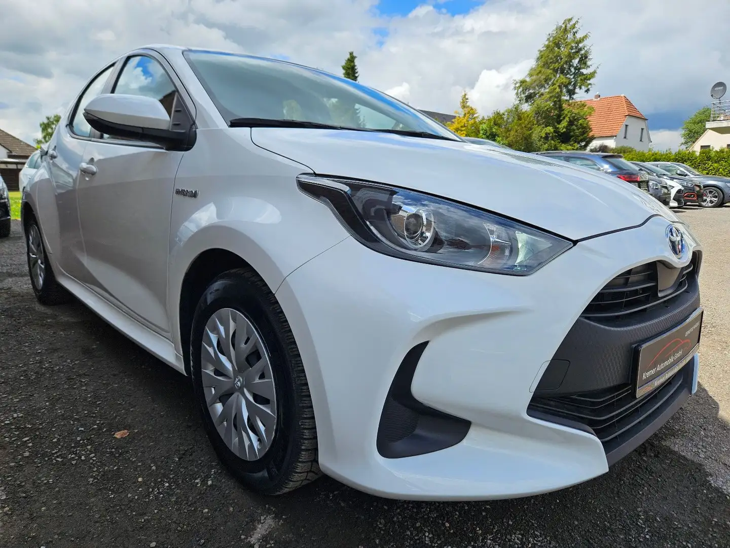 Toyota Yaris Hybrid 1.5 Business Edition | TüV neu Weiß - 2