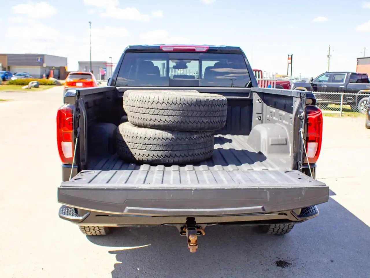 GMC Sierra 1500 снимка GMC Sierra 1500