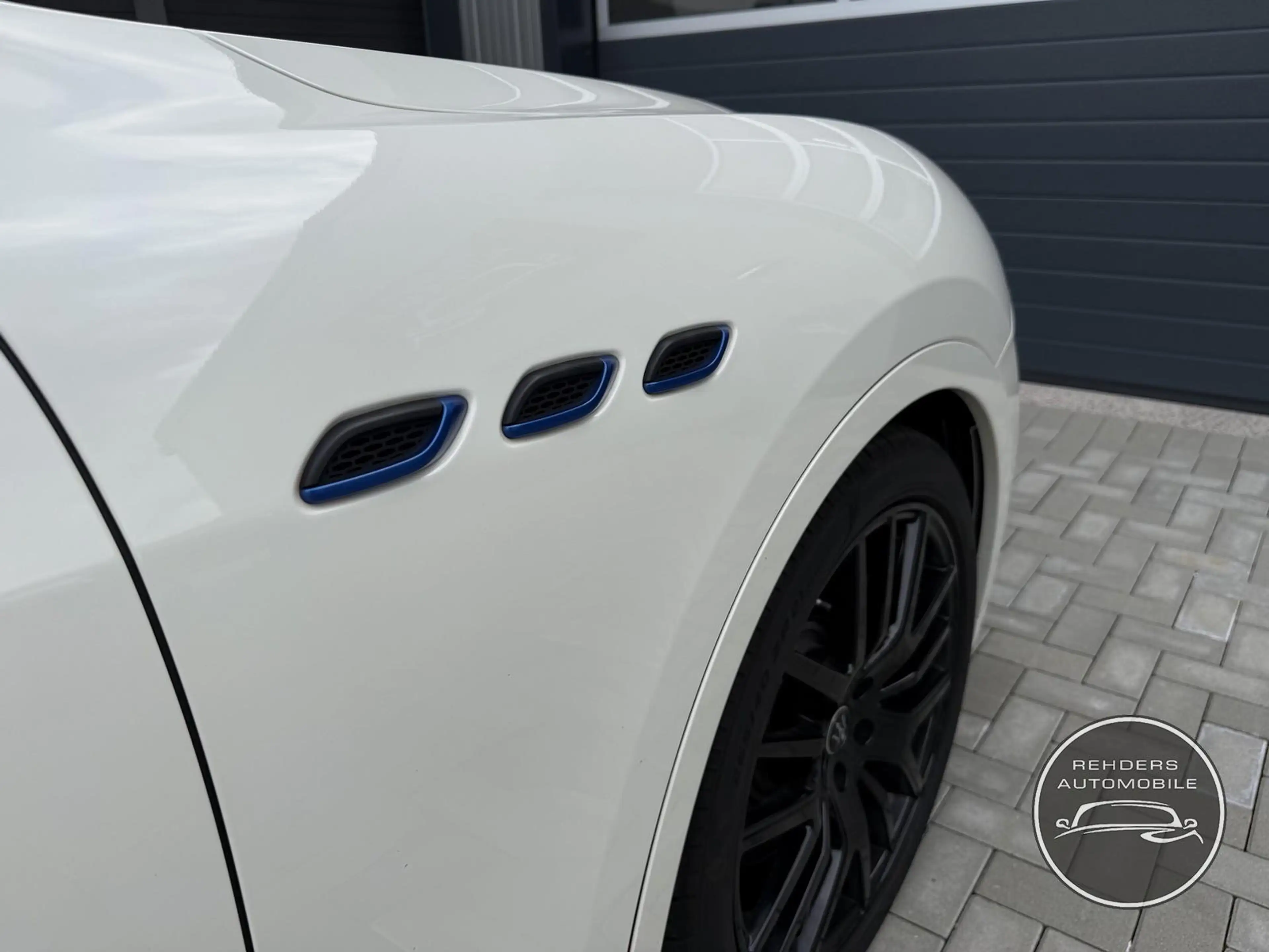 Maserati Levante Diesel Pano AppleCarplay SHZ Tempo — photo 14