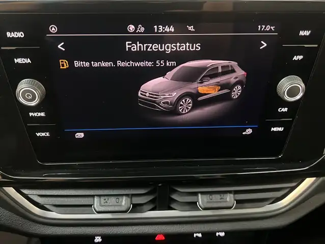 Volkswagen T-Roc view 19