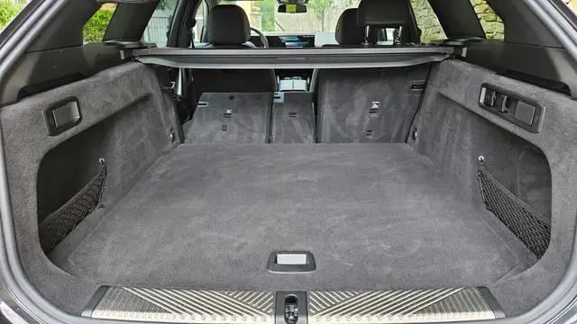 BMW 520 d Touring MHEV Aut.*M-Paket*Memory*Harman Kardon* Ansicht 33