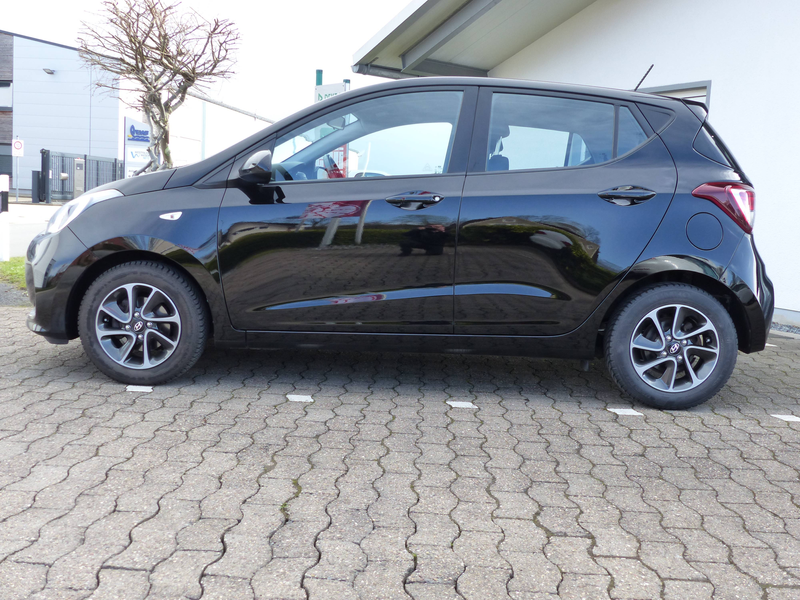Hyundai i10 Alufelgen+Lenkradheizung+Sitzheizung+elektrische Fensterheber vorne und hinten+ elektrische Seitenspiegel — photo 2