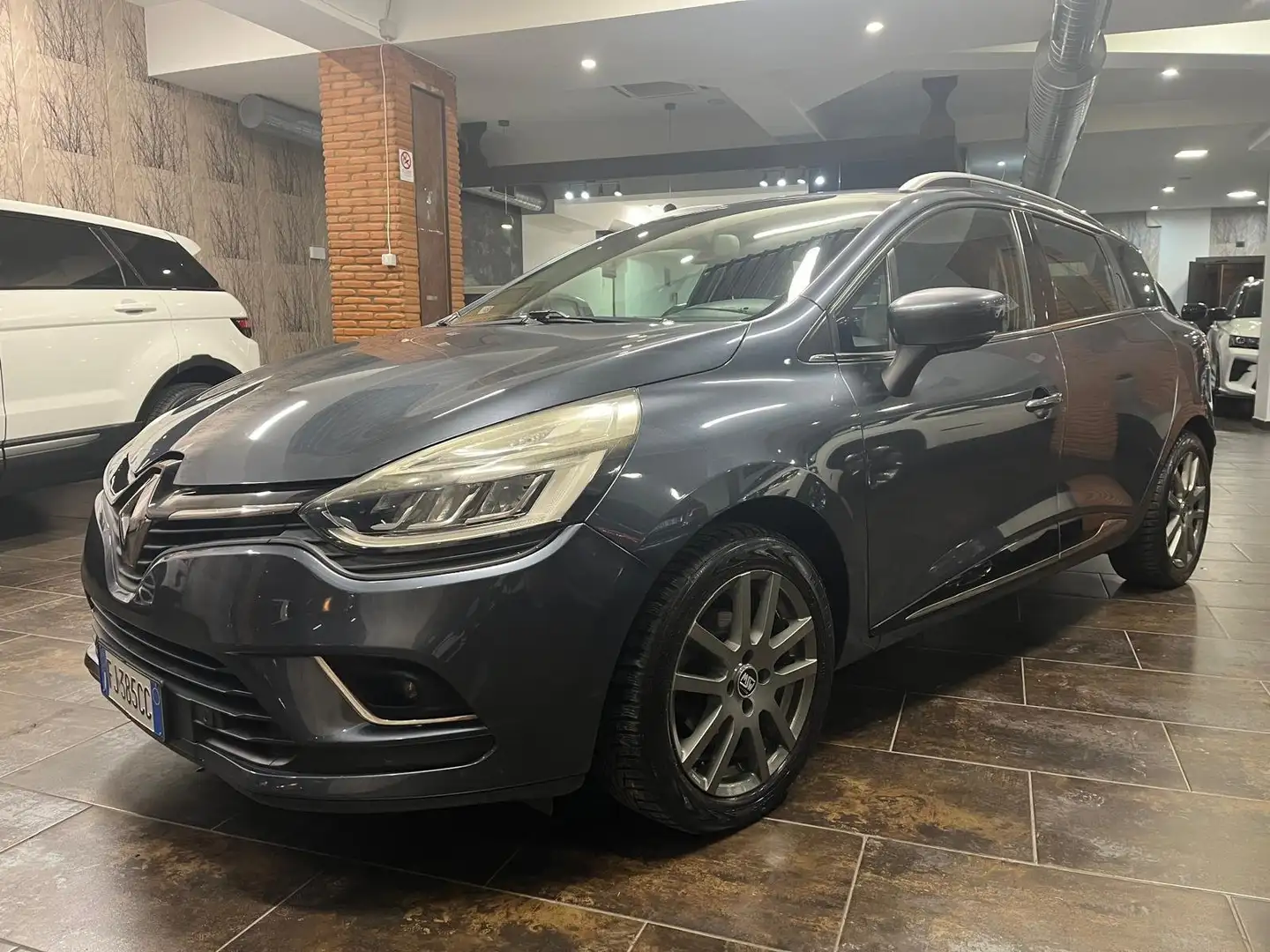 Renault Clio Clio IV 2017 Sporter 0.9 tce energy Intens 90cv Blau - 1