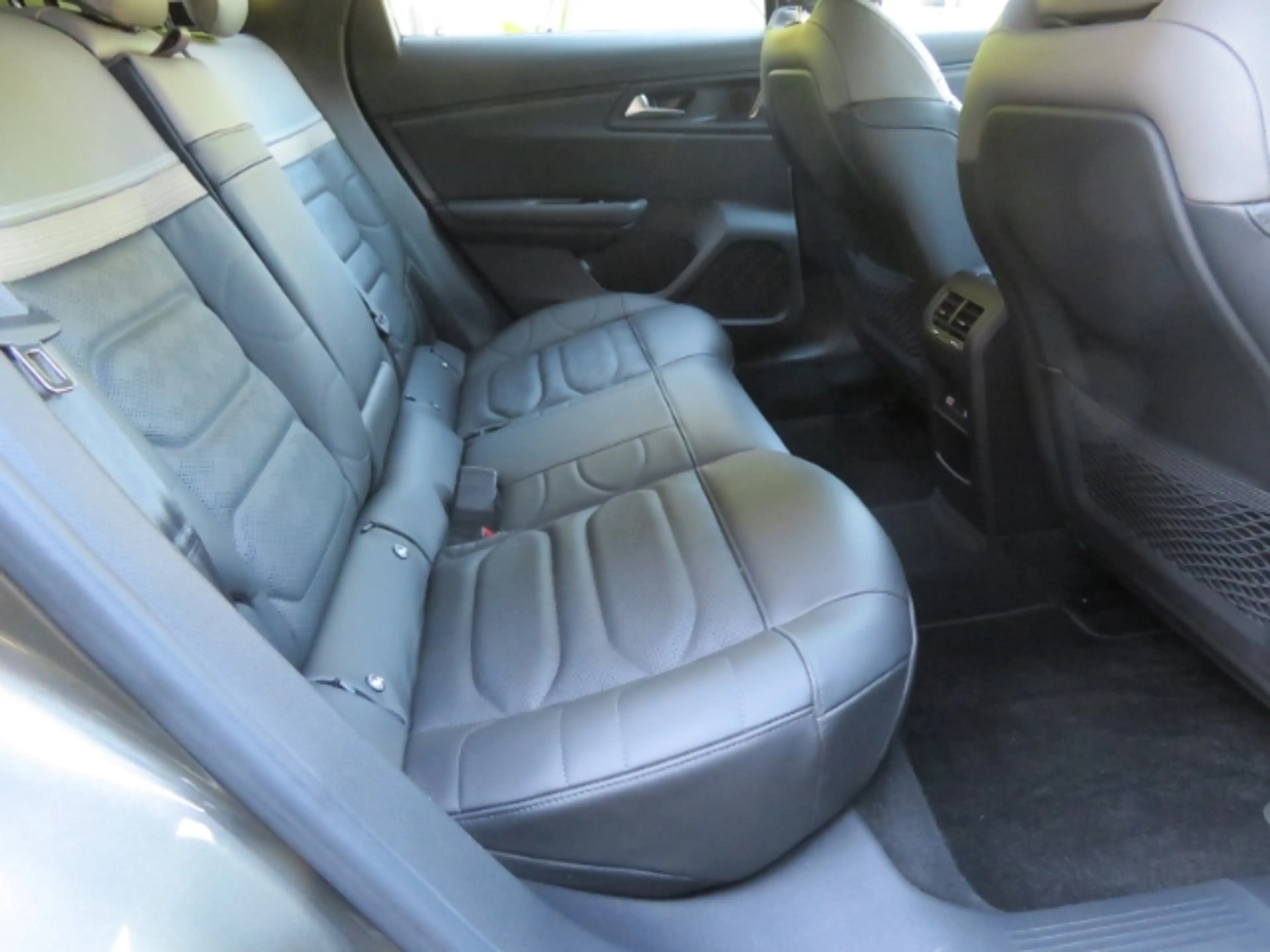 Citroen C5 X Hybrid 225 Start&Stopp e-EAT8 SHINE PACK HUD Navi — photo 11