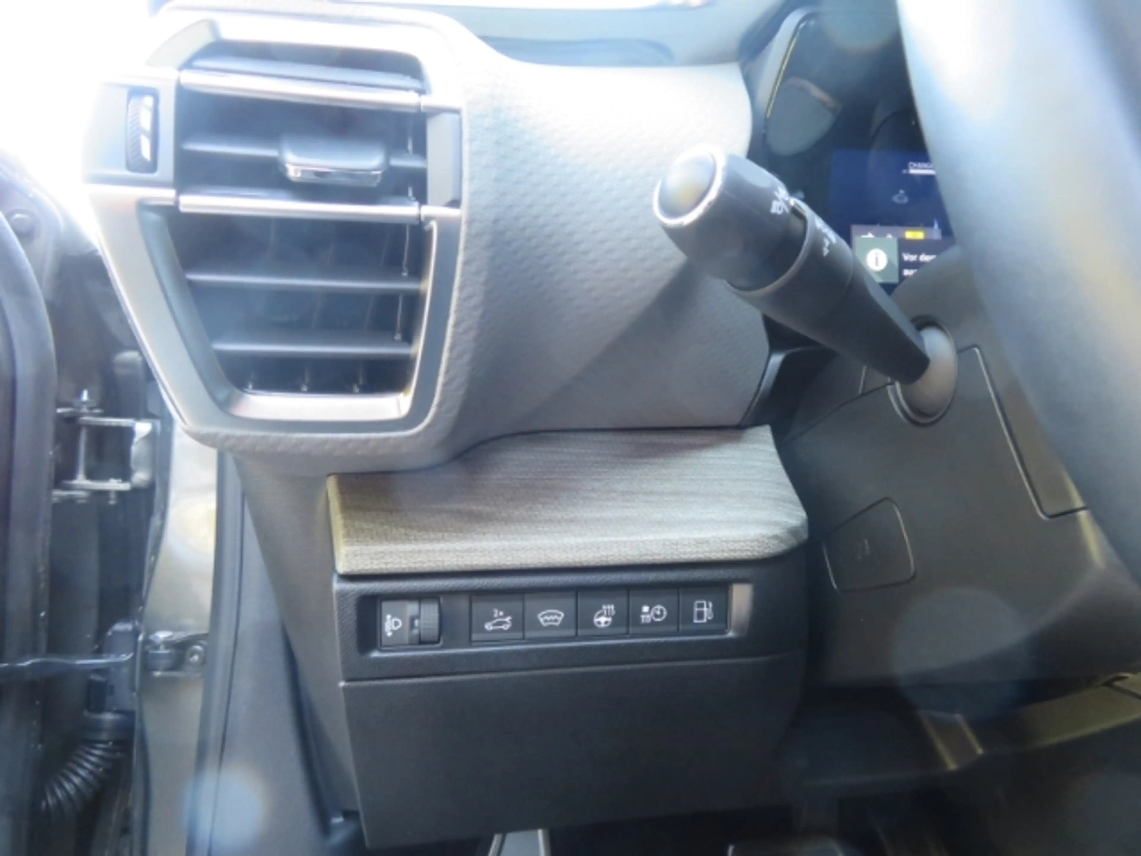 Citroen C5 X Hybrid 225 Start&Stopp e-EAT8 SHINE PACK HUD Navi — photo 14