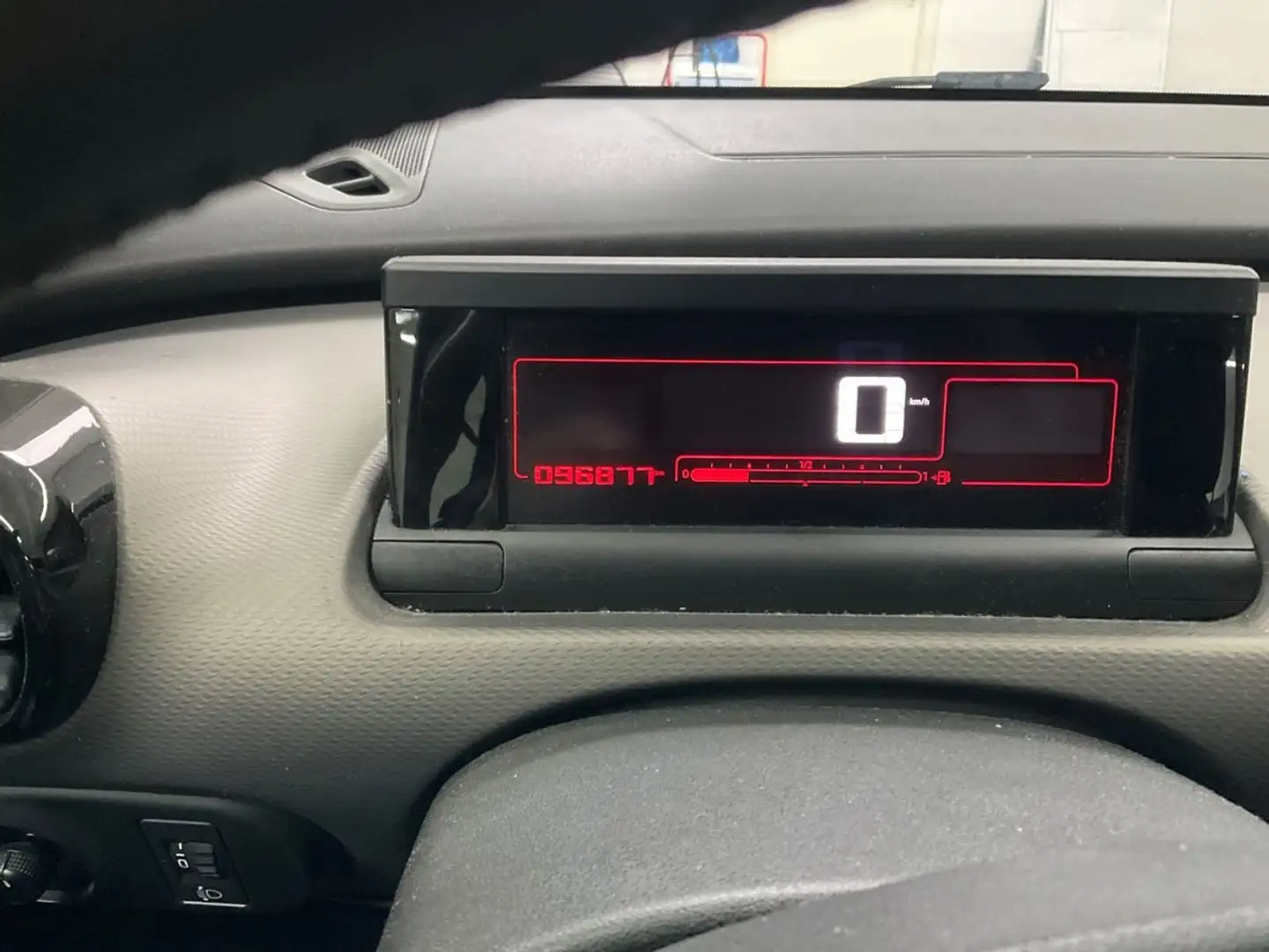 Citroen C4 Cactus C4+Cactus+Pure+Tech+110+Stop Schwarz - 2