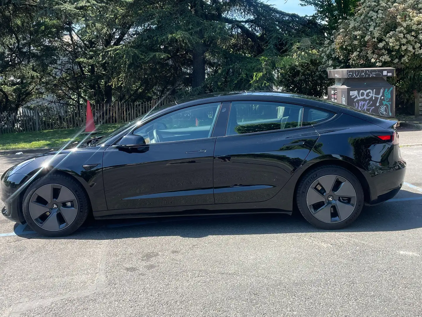 Tesla Model 3 Standard Range Plus RWD - 1
