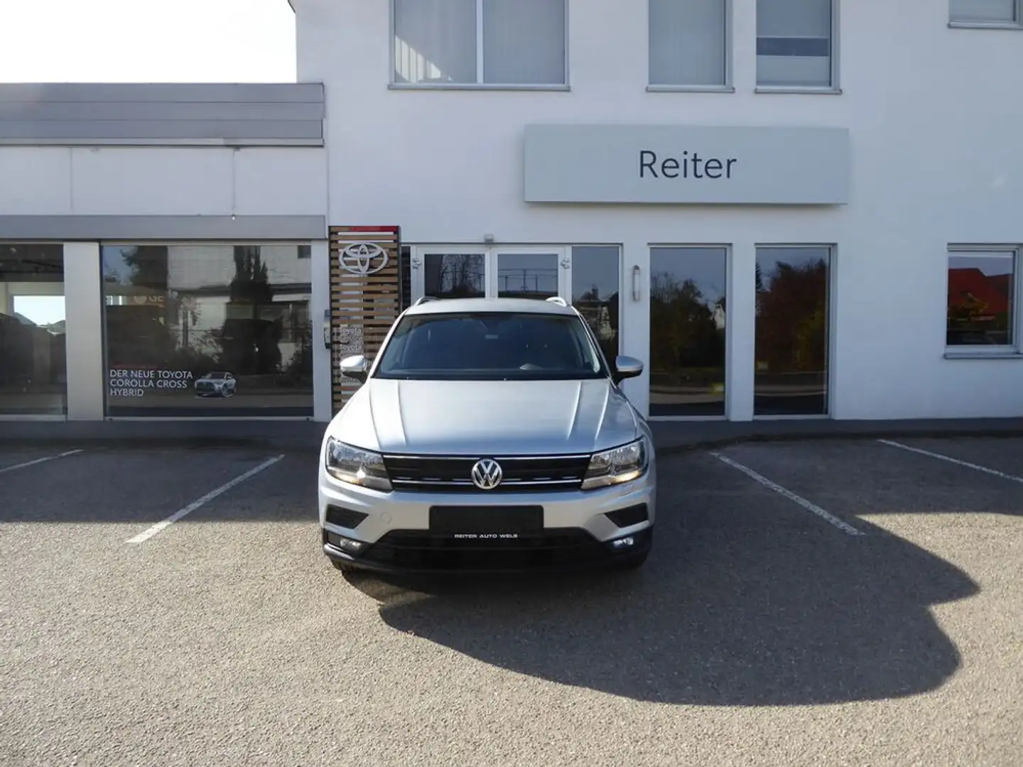 Volkswagen Tiguan 2,0 TDI DSG *KAMERA*SHZ*ACC* Silber - 1