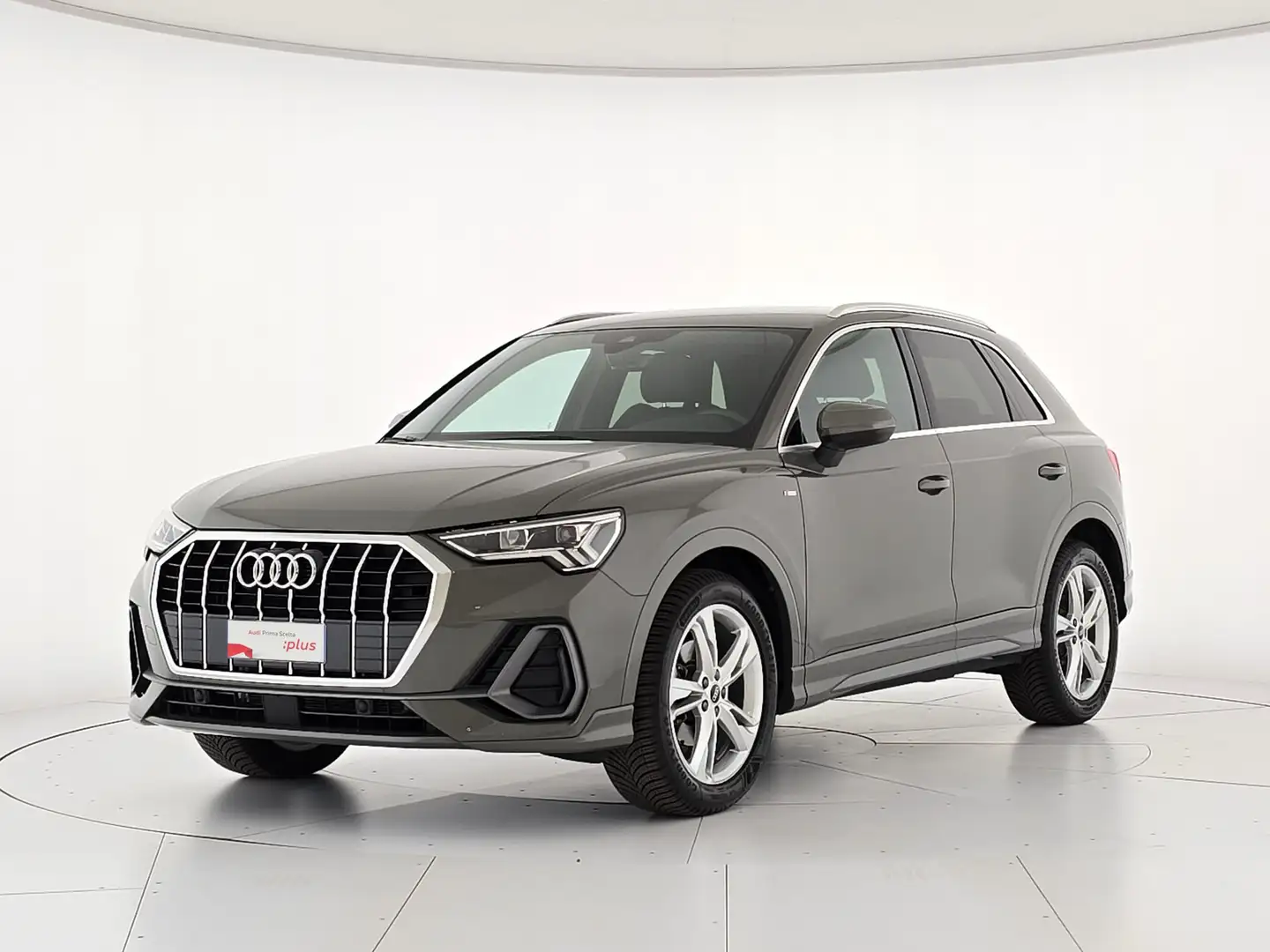Audi Q3 35 2.0 tdi s line edition s-tronic Grigio - 1